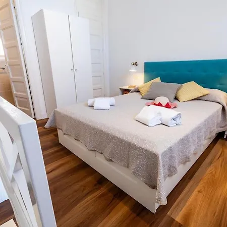 327 Parque Santiago Ii شقة *